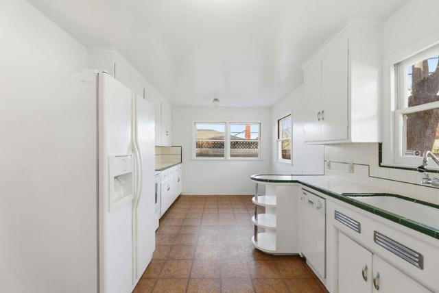 5164 Carter Avenue, San Jose CA: https://media.crmls.org/mediaz/32d36e42-5b13-4c8b-a03e-1cb480ab8562.jpg
