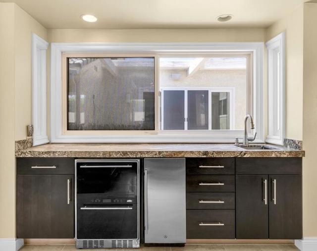 39 Santo Domingo Drive, Rancho Mirage CA: https://media.crmls.org/mediaz/32d46131-3072-4f0f-b779-8d493a97272f.jpg