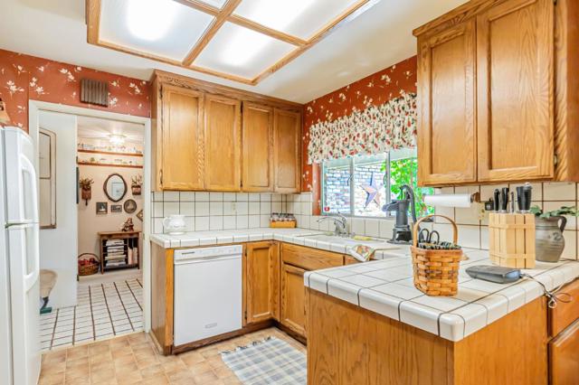 2905 Cambridge Drive, San Jose CA: https://media.crmls.org/mediaz/32d4652f-be7c-4304-88ff-778af37bef97.jpg