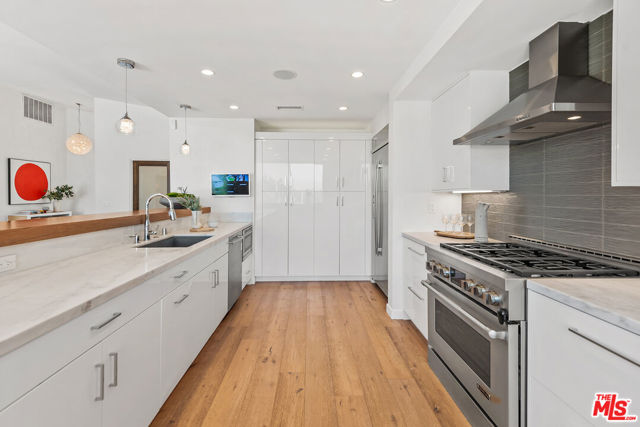 3423 SCADLOCK Lane photo 8