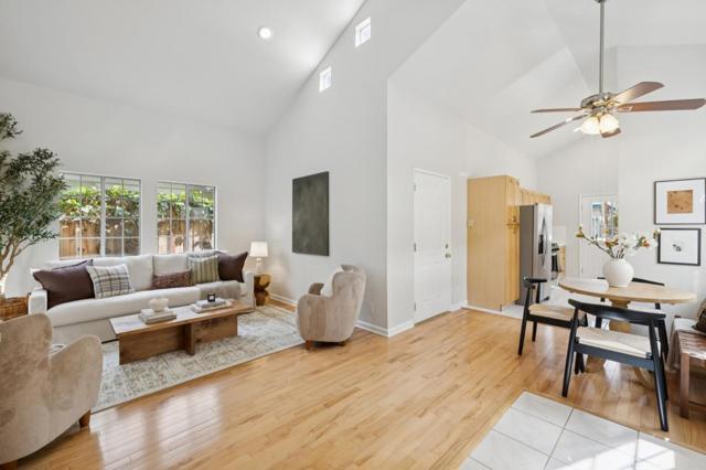 280 College Avenue, Mountain View CA: https://media.crmls.org/mediaz/32d610e5-e97b-4dc9-843f-bf158ae5d177.jpg