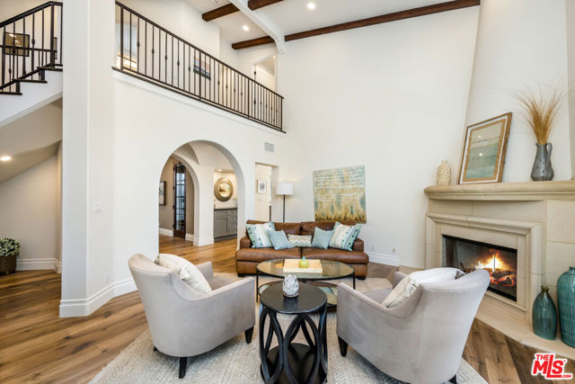 1028 9th Street, Manhattan Beach, California 90266, 5 Bedrooms Bedrooms, ,5 BathroomsBathrooms,Residential,Sold,9th,25532263