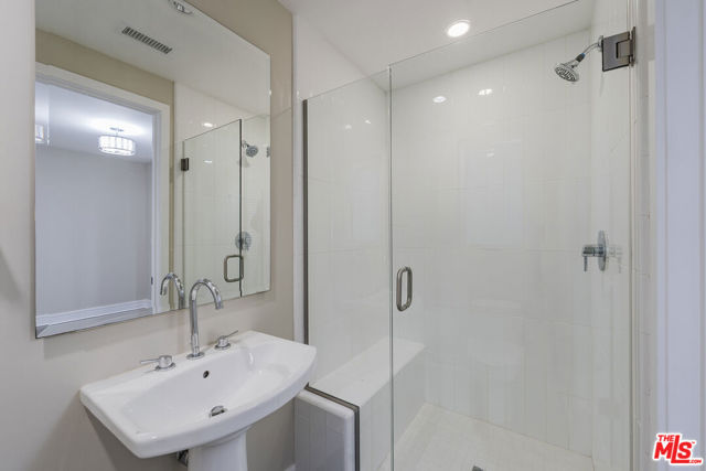 1400 N Fuller Avenue, Los Angeles CA: https://media.crmls.org/mediaz/32d6a260-2c57-4901-8837-7ac933d161c4.jpg