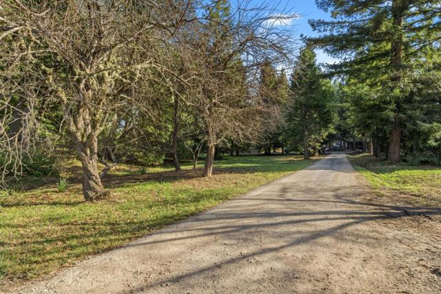 15 Braemoor Drive, Santa Cruz CA: https://media.crmls.org/mediaz/32d6d3df-37db-4920-a723-832f7c87ee41.jpg