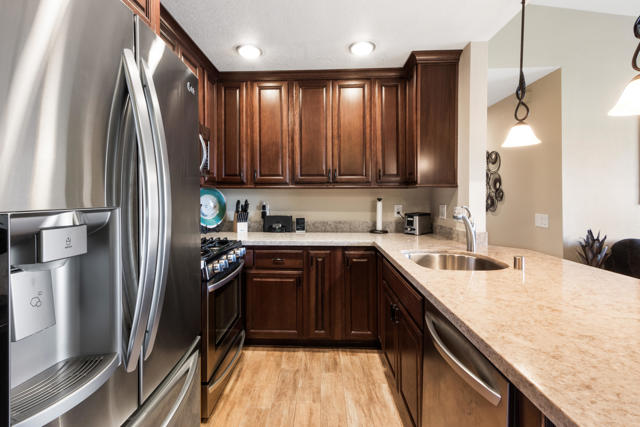 31200 Landau Boulevard, Cathedral City CA: https://media.crmls.org/mediaz/32d7ace7-b283-42e1-bcc5-17f7bca917be.jpg