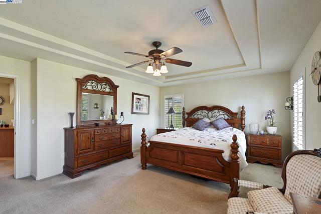 Image 20 of 53 For 5854 Riverbank Cir
