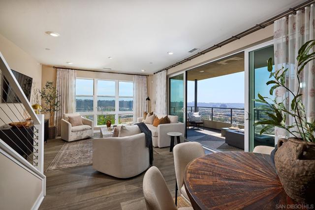 2921 Via Alta Pl, San Diego CA: https://media.crmls.org/mediaz/32da7f3e-2814-489a-af94-5687c718829e.jpg