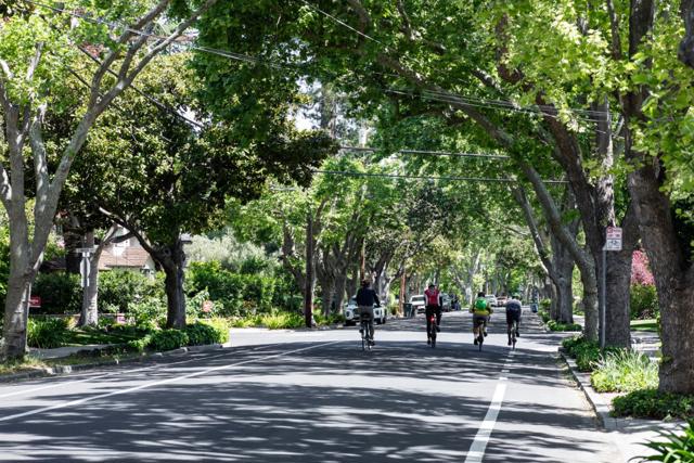 453 N California Avenue, Palo Alto CA: https://media.crmls.org/mediaz/32dc4f34-e562-4021-8d9a-f36a484eef92.jpg