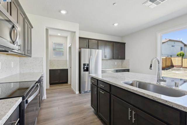 5204 Cardinal Court, Antioch CA: https://media.crmls.org/mediaz/32df5c07-51e9-4d71-93ea-f2b591716ad2.jpg