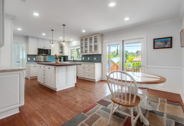 2167 Reineman Road, Fallbrook CA: https://media.crmls.org/mediaz/32e03c5b-904b-4e21-a68c-510b02a800ce.jpg