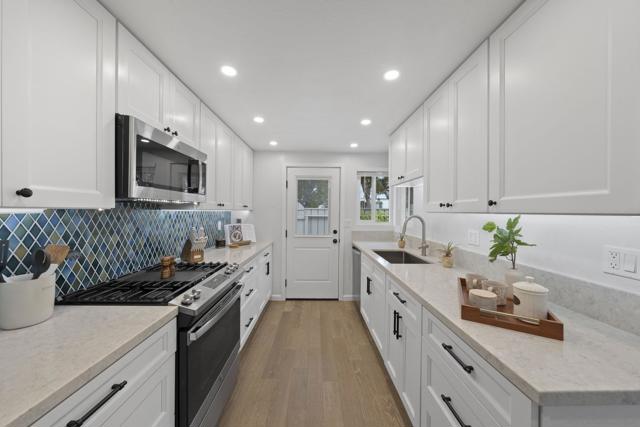 4120 Mount Acadia Blvd, San Diego CA: https://media.crmls.org/mediaz/32e15cbb-16f2-4068-b2e8-cc0dc652e5dd.jpg