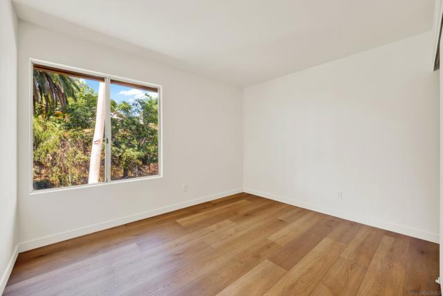1122 Grape St, San Marcos CA: https://media.crmls.org/mediaz/32e1b50b-5115-405e-88ef-a446b12ed9aa.jpg