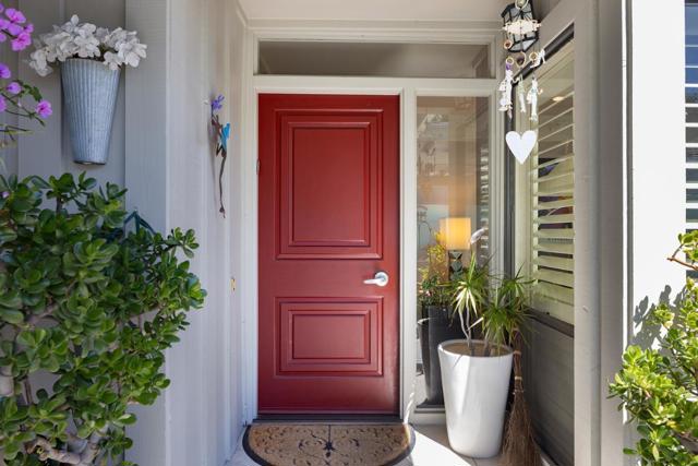 9662 Willow Court, Carmel CA: https://media.crmls.org/mediaz/32e1dfe7-9ac9-4197-bde6-ae6b46d46e4b.jpg