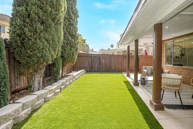 118 Edmeades Court, Oakley CA: https://media.crmls.org/mediaz/32e32788-bb6d-4e9b-b9c4-df4ae7de17e9.jpg