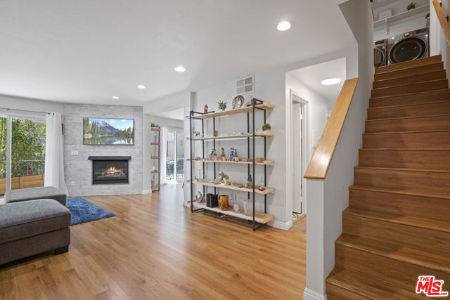 13030 Valleyheart Drive, 114 photo 7