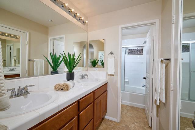 751 Almond Road, San Marcos CA: https://media.crmls.org/mediaz/32e35cad-6cd1-4baa-9c38-45508e99e775.jpg
