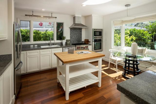 1632 Mariposa Avenue, Palo Alto CA: https://media.crmls.org/mediaz/32e3b708-a40f-4bf1-b0e8-dd6ed49b20c4.jpg