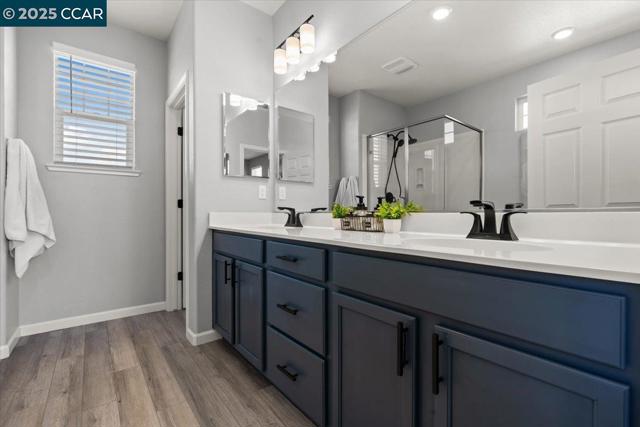 405 Avanti Way, Oakley CA: https://media.crmls.org/mediaz/32e455f1-a20d-44bc-9c31-6599d44f7c36.jpg