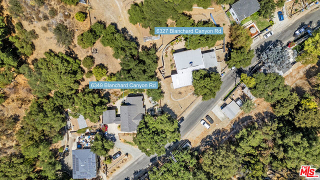 6349 Blanchard Canyon Road, Tujunga CA: https://media.crmls.org/mediaz/32e4d03f-fe6c-4dda-8ddc-db283783e04f.jpg