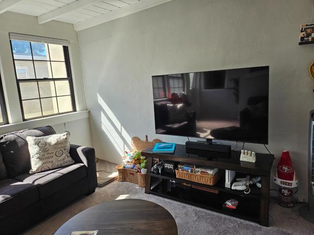 297 N San Anselmo Avenue, San Bruno CA: https://media.crmls.org/mediaz/32e5fd19-7288-4b88-97f5-3dfb9cacf35a.jpg