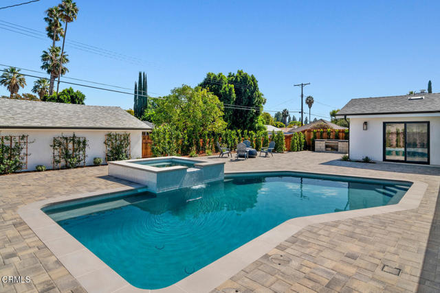 Detail Gallery Image 38 of 50 For 7932 Woodlake Ave, West Hills,  CA 91304 - 4 Beds | 3 Baths