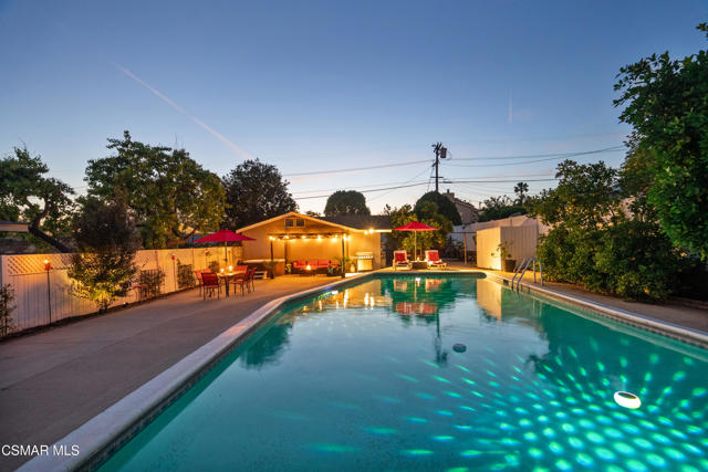 623 E Fairmount Road, Burbank CA: https://media.crmls.org/mediaz/32e8d62d-6d12-47ae-b434-25743df1049a.jpg
