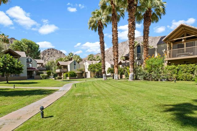 78130 Cortez Lane, Indian Wells CA: https://media.crmls.org/mediaz/32ea81a2-7ed0-4423-98cf-9715acd8b4f5.jpg