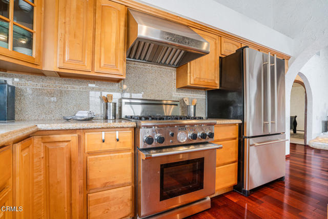 5451 Reef Way, Oxnard CA: https://media.crmls.org/mediaz/32eabaef-4efe-4875-bdd8-200fbd442bcc.jpg