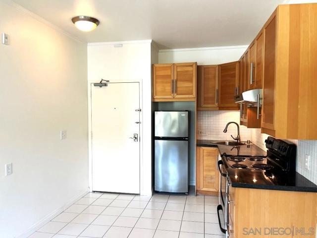 2650 Broadway, San Diego, California 92102, 1 Bedroom Bedrooms, ,1 BathroomBathrooms,Condominium,For Sale,Broadway,240018517SD