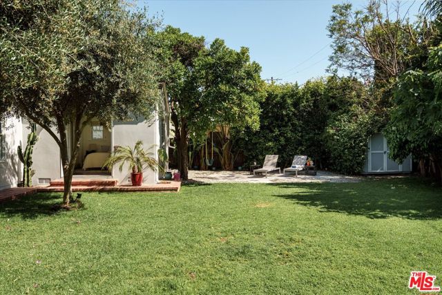 4148 Brunswick Avenue, Los Angeles CA: https://media.crmls.org/mediaz/32ee438a-b49e-42b9-909a-59a20eef2025.jpg