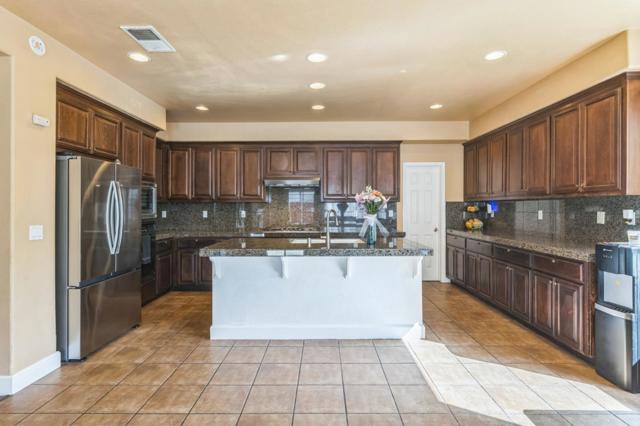 1512 Marigold Drive, Patterson CA: https://media.crmls.org/mediaz/32efbd38-4f7d-4dbc-a261-6e2763599722.jpg
