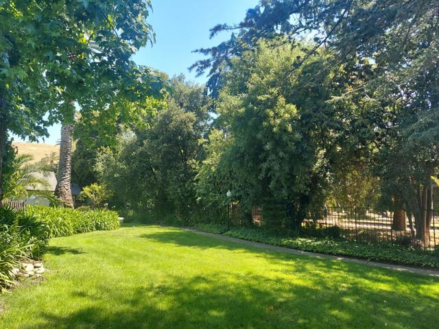 368 Serramonte Terrace, Fremont CA: https://media.crmls.org/mediaz/32f0c6f3-4990-45f9-be7c-874d5f752b2a.jpg