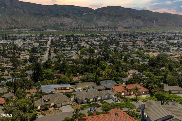800 Manor Ridge Road, Santa Paula CA: https://media.crmls.org/mediaz/32f0e4b9-3ba0-410f-8ac8-5976e4ac16ac.jpg