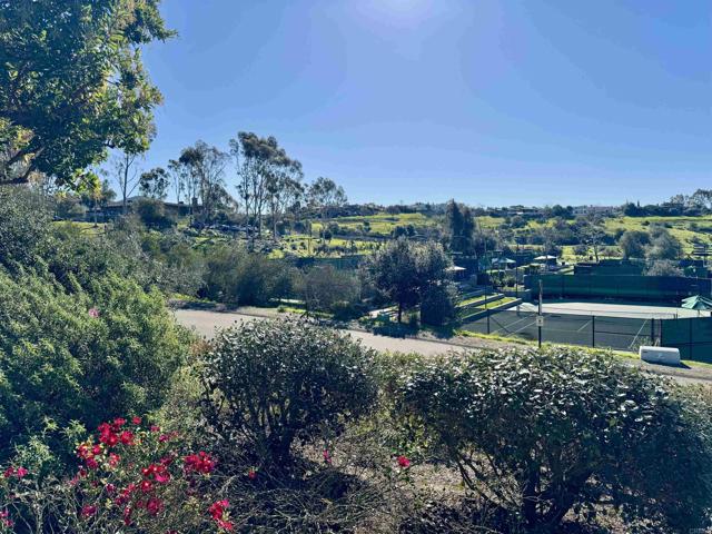 Detail Gallery Image 12 of 15 For 8291 Santaluz Village Grn N, San Diego,  CA 92127 - 3 Beds | 3 Baths