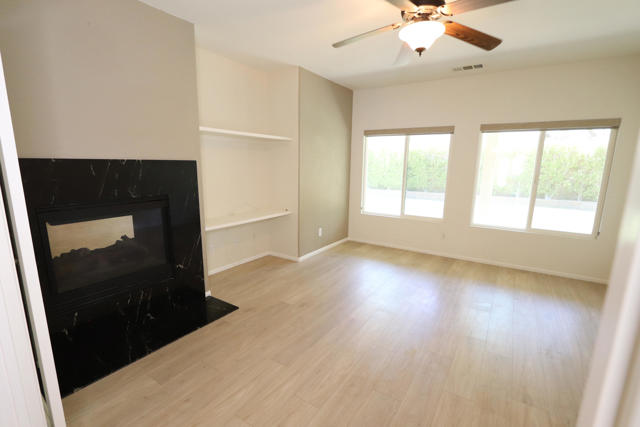 1197 Oro Rdg, Palm Springs CA: https://media.crmls.org/mediaz/32f16cff-de9d-41d7-b32d-f19b478981e8.jpg
