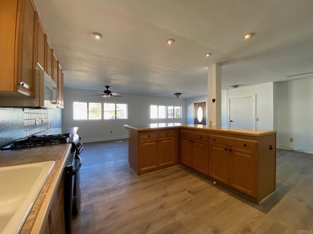 Detail Gallery Image 10 of 40 For 10880 Highway 67 Spc-29, Lakeside,  CA 92040 - 3 Beds | 2 Baths