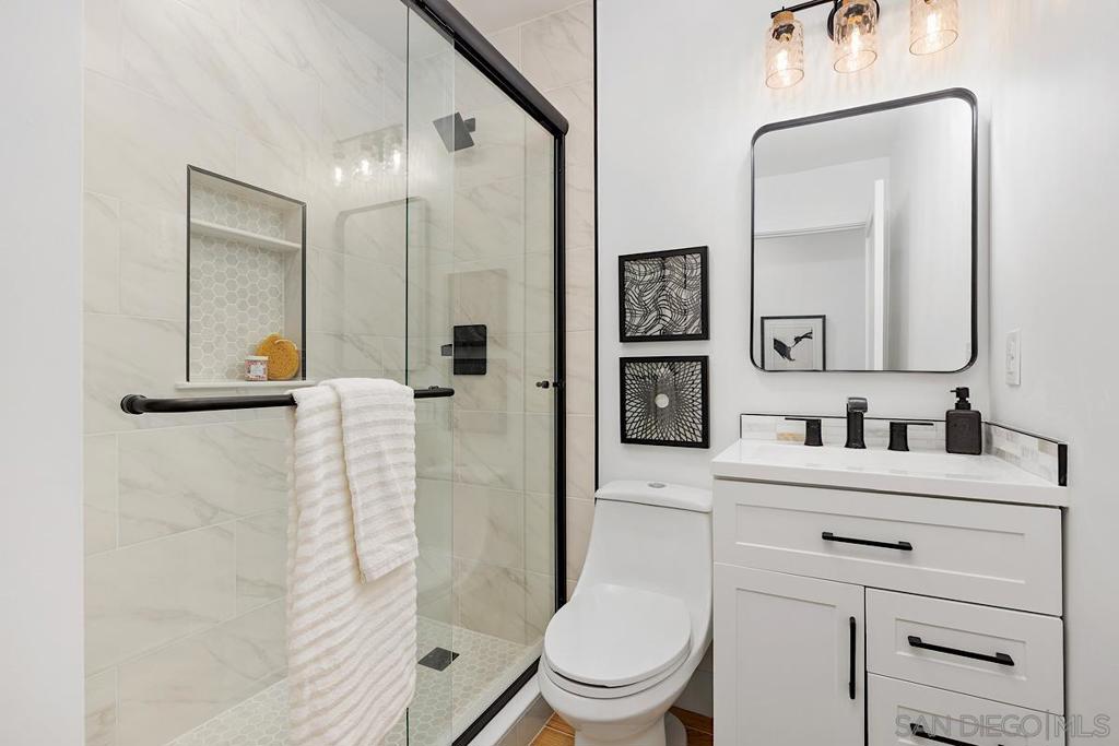 948 Emma Cardiff By The Sea - photo 18