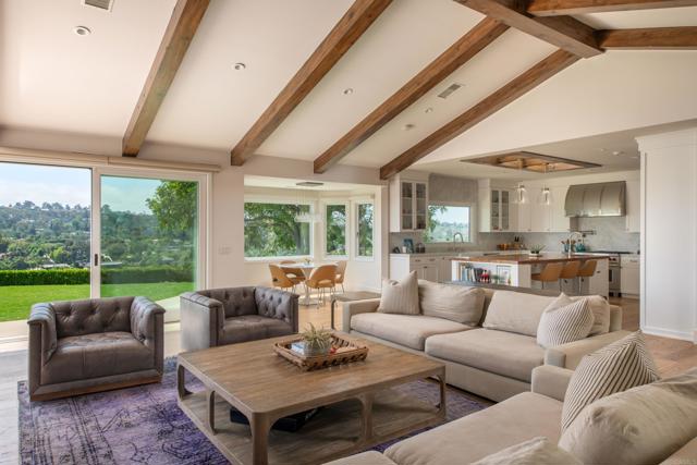 3035 Paseo Cielo, Rancho Santa Fe CA: https://media.crmls.org/mediaz/32f2fd53-90cd-44cb-850c-dcd9b5eb1b02.jpg