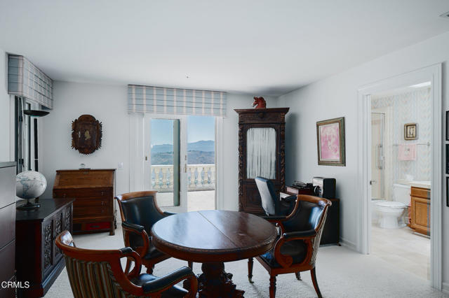 11848 Presilla Road, Camarillo CA: https://media.crmls.org/mediaz/32f3fdf7-86cf-4689-8f3e-129d64c52153.jpg