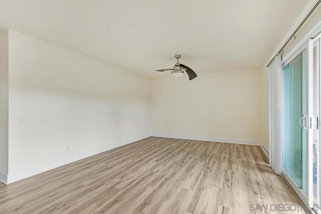 8640 Via Mallorca, La Jolla CA: https://media.crmls.org/mediaz/32f6beb5-e14f-49d3-890a-58705058fa05.jpg