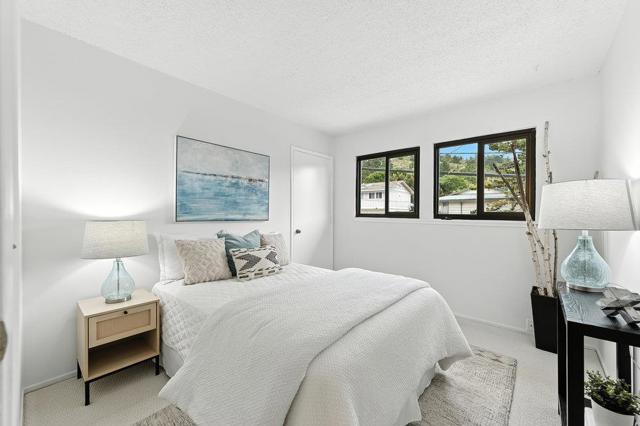 1527 Terra Nova Boulevard, Pacifica CA: https://media.crmls.org/mediaz/32f75dd4-39a5-4316-9ef4-7546f03edf9b.jpg