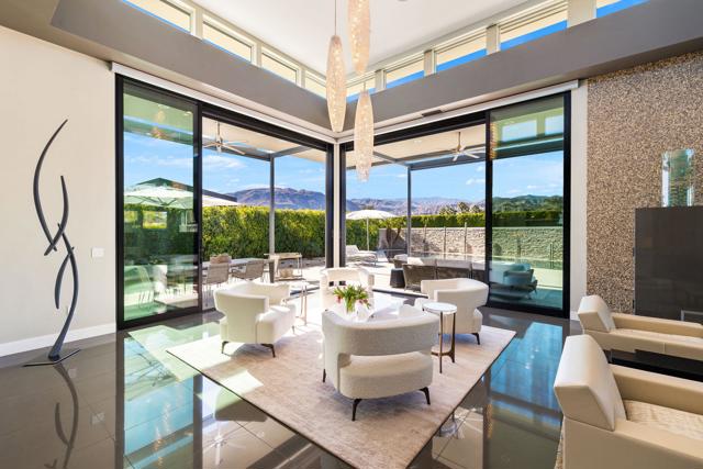 23 Emerald Court, Rancho Mirage CA: https://media.crmls.org/mediaz/32f85d30-d852-4ec4-aebd-e4416ee92423.jpg
