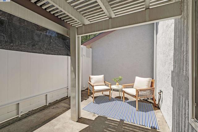 2644 Durango Ln, San Ramon CA: https://media.crmls.org/mediaz/32f85f80-c2d0-47d1-af85-78dc1f78f8e6.jpg