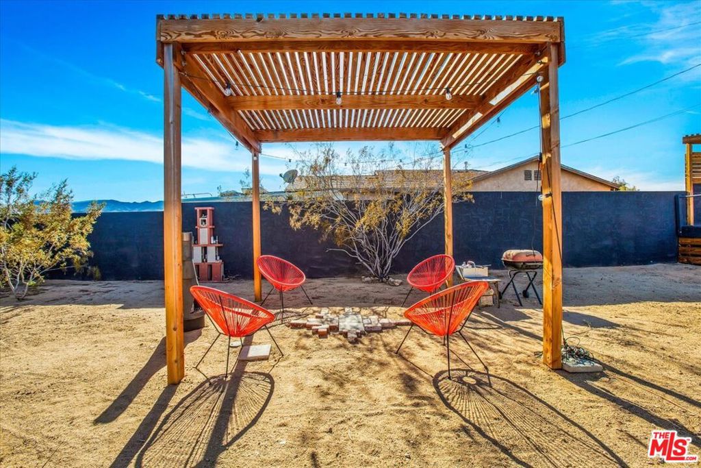 MLS #25606411 image #22