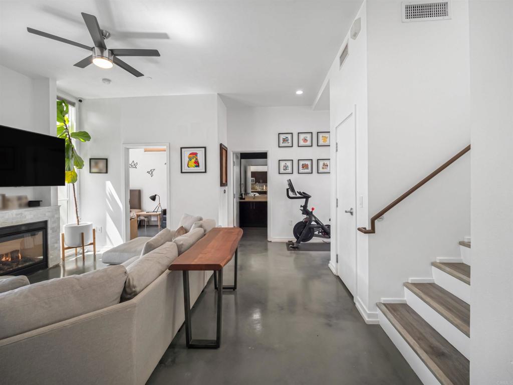 540 9th Avenue - photo 4