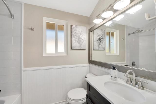 Detail Gallery Image 14 of 49 For 9525 High Park Ln, Rancho Penasquitos,  CA 92129 - 3 Beds | 3 Baths