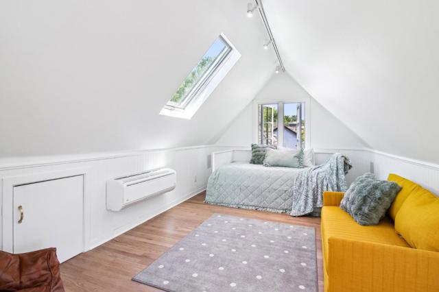 1716 Fulton Street, Palo Alto CA: https://media.crmls.org/mediaz/32fb473a-f0a3-4533-93d4-d03f2c8e4eba.jpg