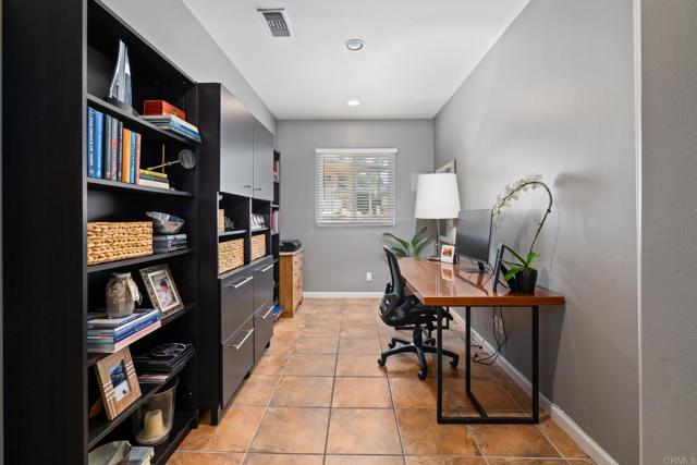 16851 Orchard Bend Road, Poway CA: https://media.crmls.org/mediaz/32fc1205-bdc9-4c45-bfb5-699a1fb66b84.jpg