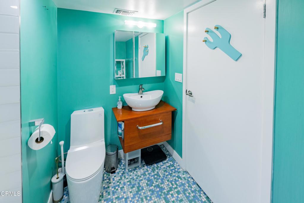 https://media.crmls.org/mediaz/32fce92e-6216-4284-b792-3d0847ee4d10.jpg?preset=X-Large