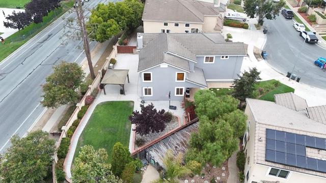 1018 Melville Street, Salinas CA: https://media.crmls.org/mediaz/32fdd4c0-19b4-43de-8366-735829eda0ef.jpg